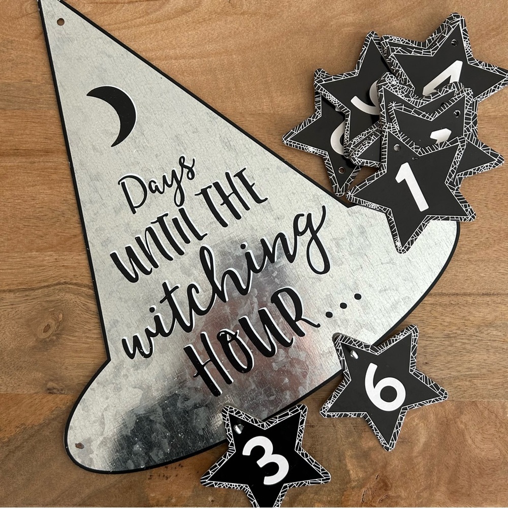 Halloween Countdown Metal Wall Decor